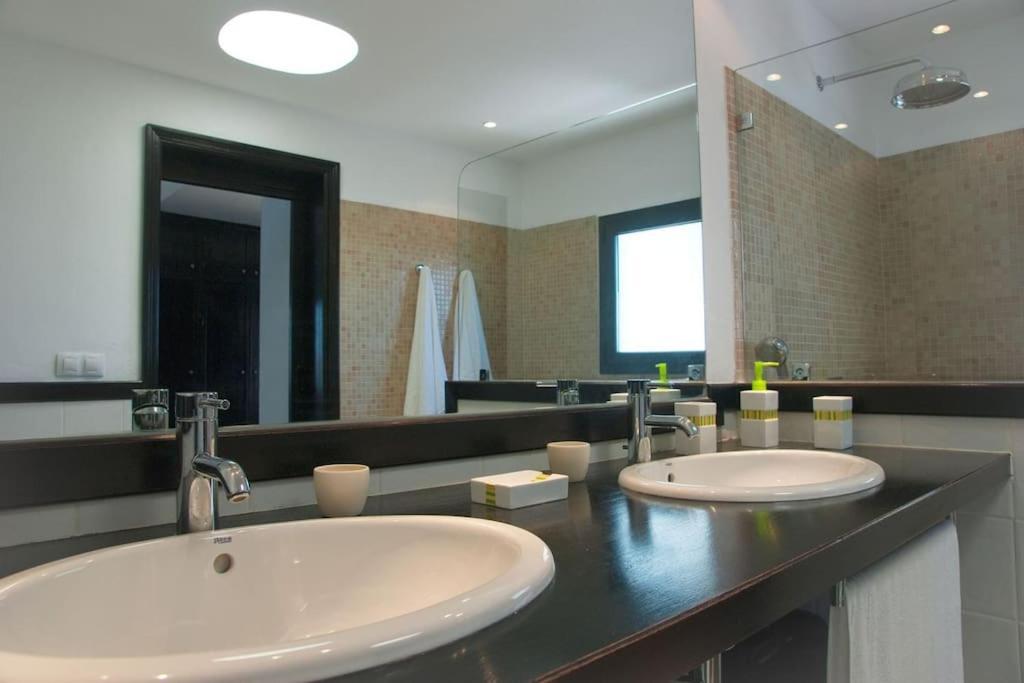Casa Hugo Villa ติอาส ภายนอก รูปภาพ