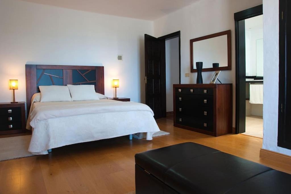 Casa Hugo Villa ติอาส ภายนอก รูปภาพ